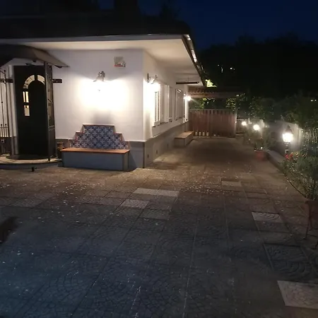 Acomodação com café da manhã  Donna Teresa Coast Sorrento