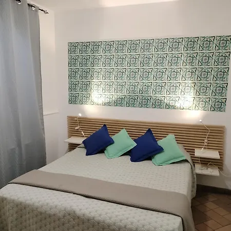 Villa Donna Teresa Sorrento Coast Alojamento de Acomodação e Pequeno-almoço 4*