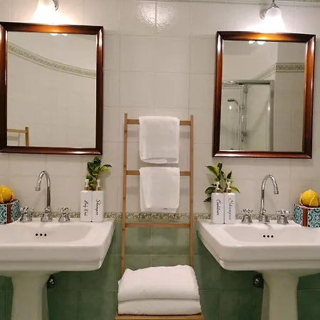 Villa Donna Teresa Sorrento Coast Alojamento de Acomodação e Pequeno-almoço 4*